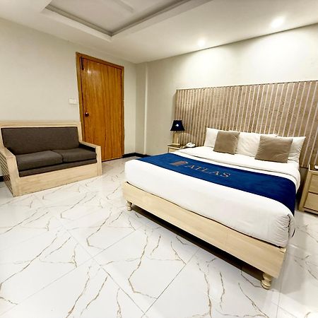 Atlas Hotel Islamabad Ngoại thất bức ảnh