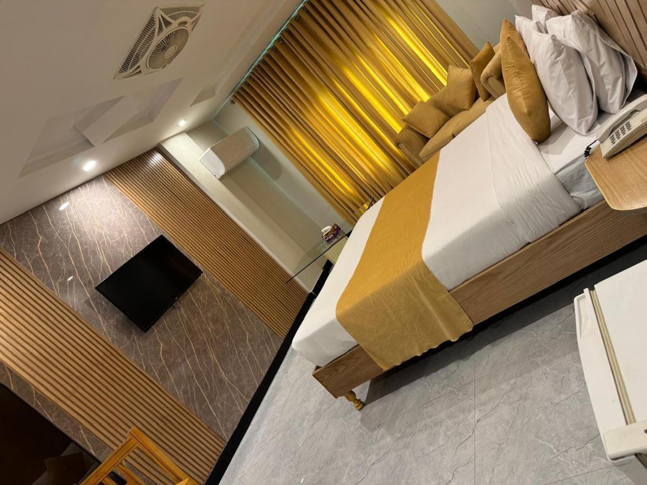 Atlas Hotel Islamabad Ngoại thất bức ảnh