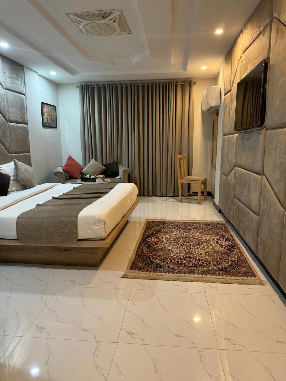 Atlas Hotel Islamabad Ngoại thất bức ảnh