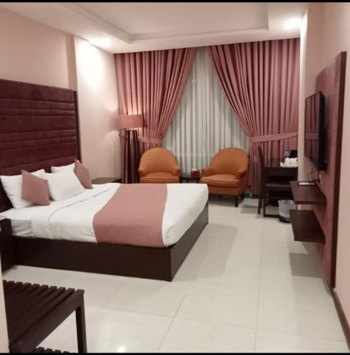 Atlas Hotel Islamabad Ngoại thất bức ảnh