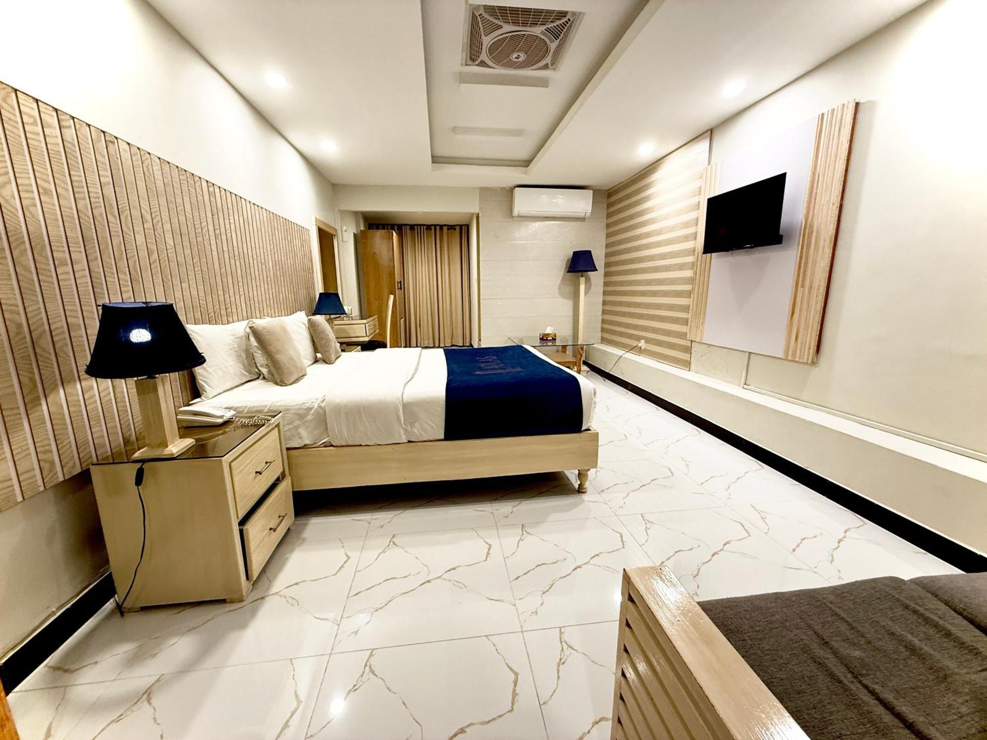 Atlas Hotel Islamabad Ngoại thất bức ảnh