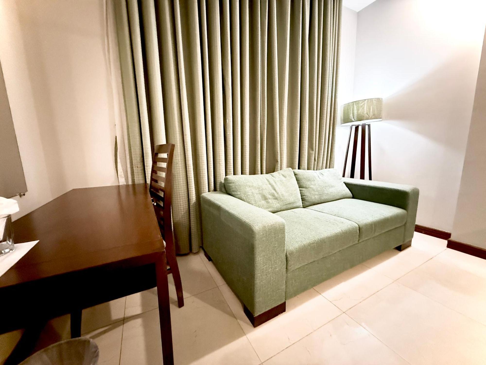 Atlas Hotel Islamabad Ngoại thất bức ảnh